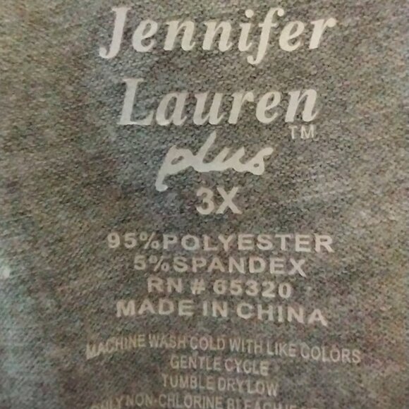 Jennifer Lauren Plus Size 3X Long Sleeve Light Gray V-Neck Shirt - Picture 3 of 3